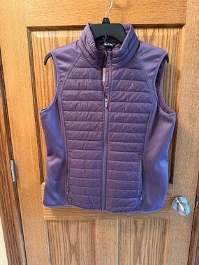 Eddie Bauer NWT Plum Violet Quilted Puffer Vest Large